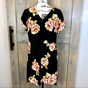 NWT A New Day Floral V Neck Shift Dress Size XS
